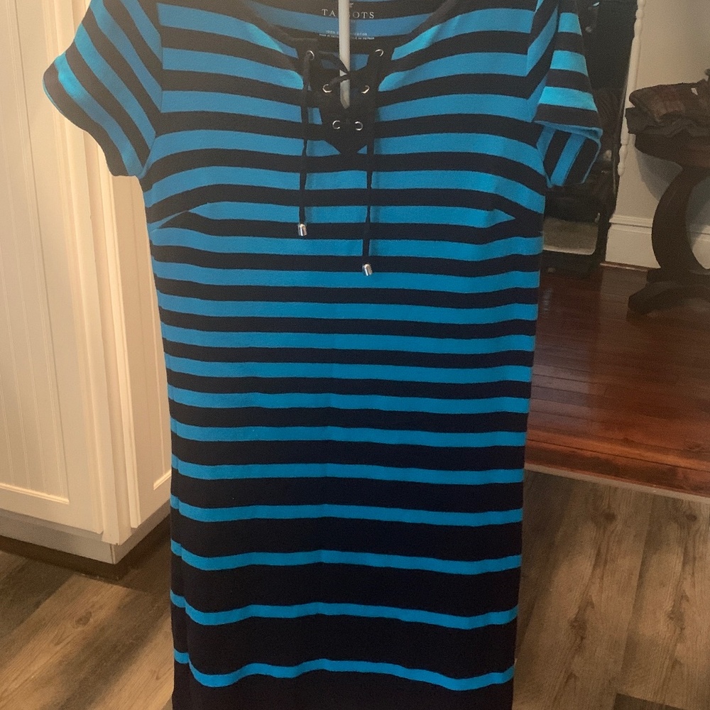 Talbots petites casualโ sumner dress. Worn once.